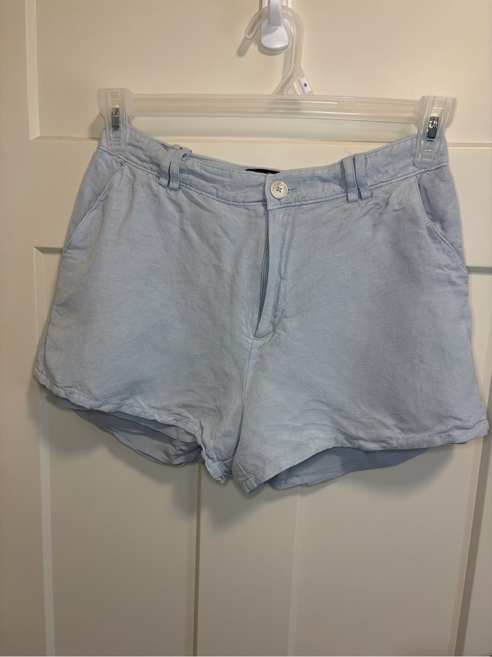 Paige Women’s Linen Light Blue Shorts Size 4
